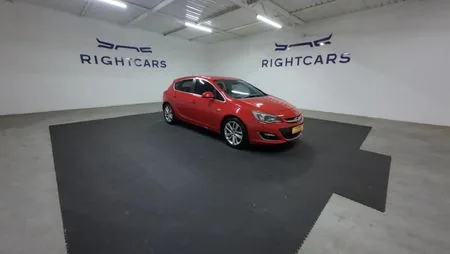 Opel Astra 2013